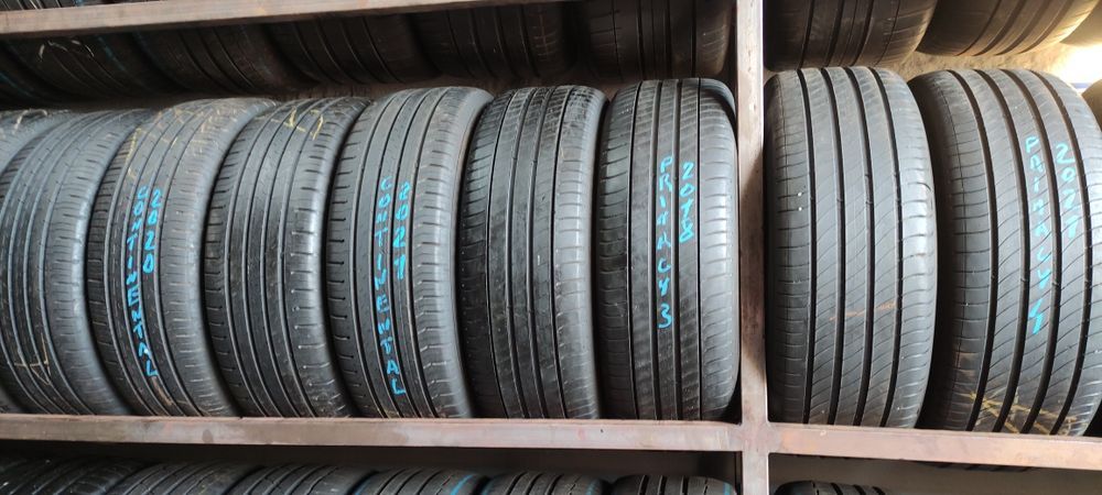 Pneus 215/55/18 semi novos