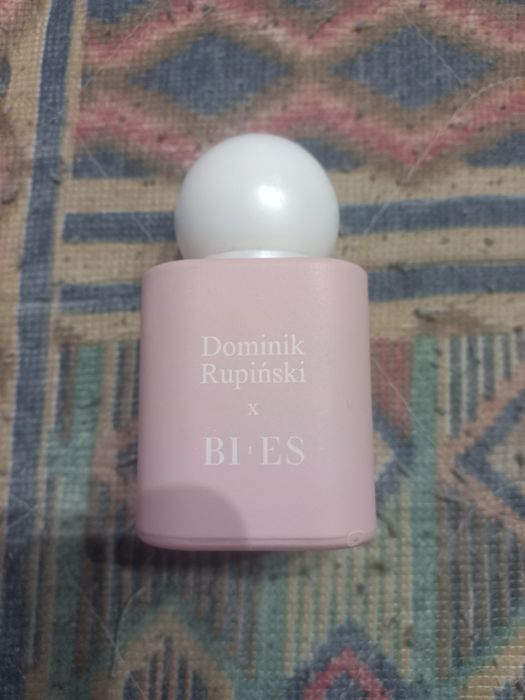 Perfum Różowy  Dominika Rupińskiego
