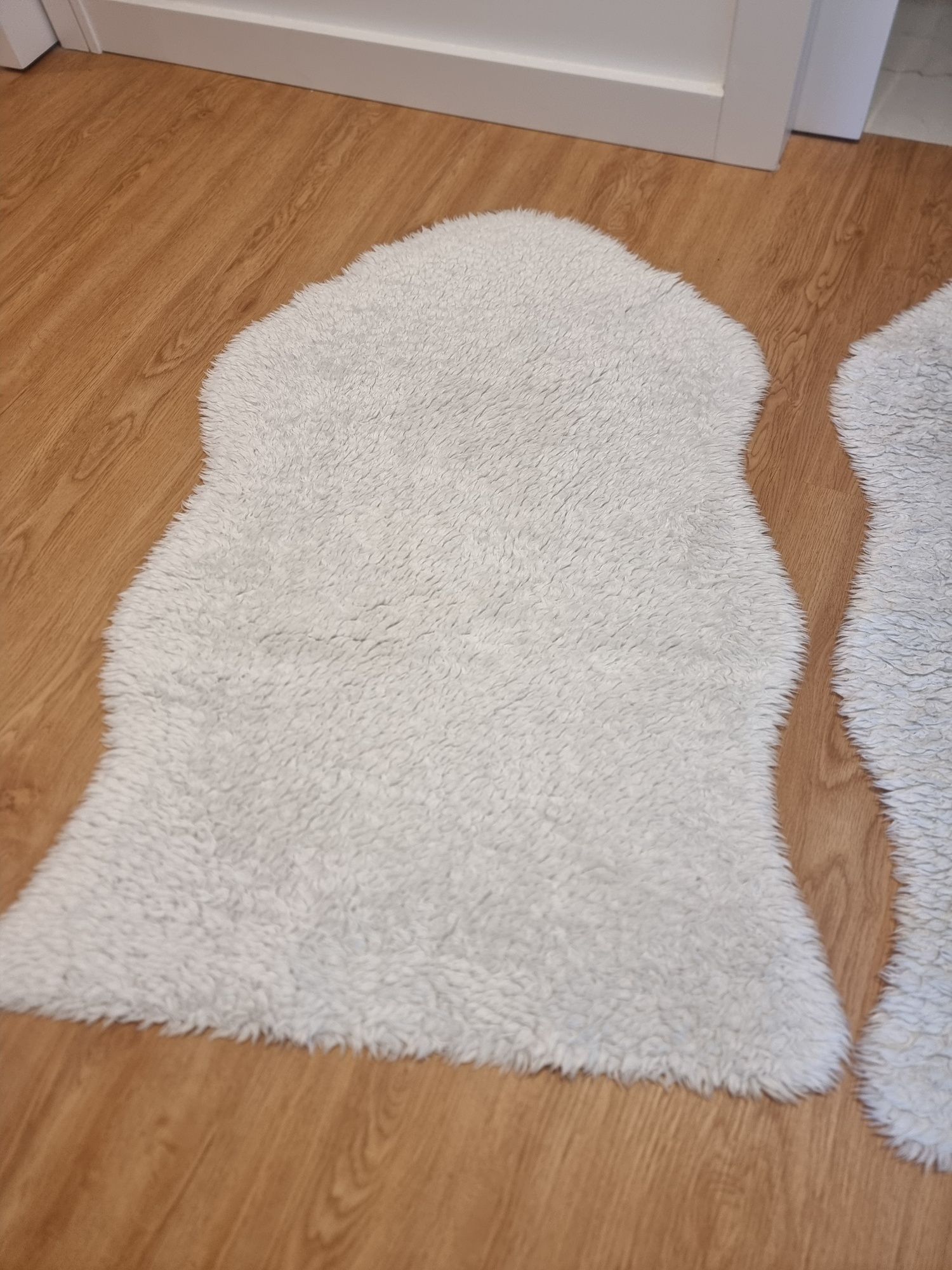 2 tapetes de quarto