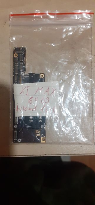 Плата на xs max 64
