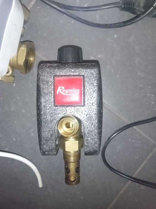 regulus zawór schładzający używany sprawny