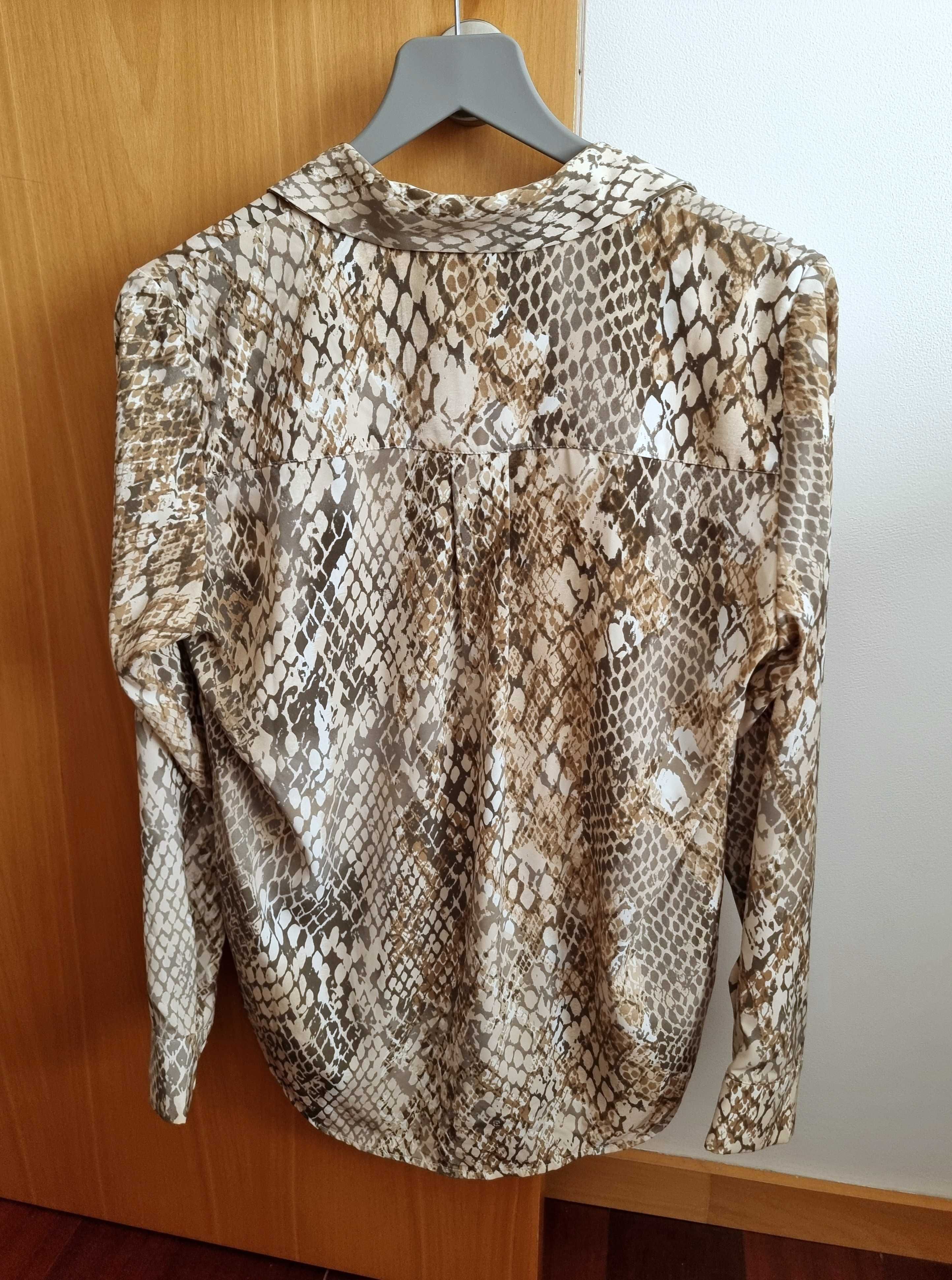 Camisa padrão animal/ animal print H&M, tamanho 32