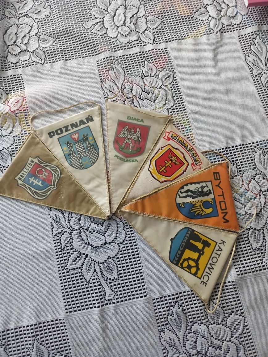 Proporczyki z PRL zestaw 16 sztuk