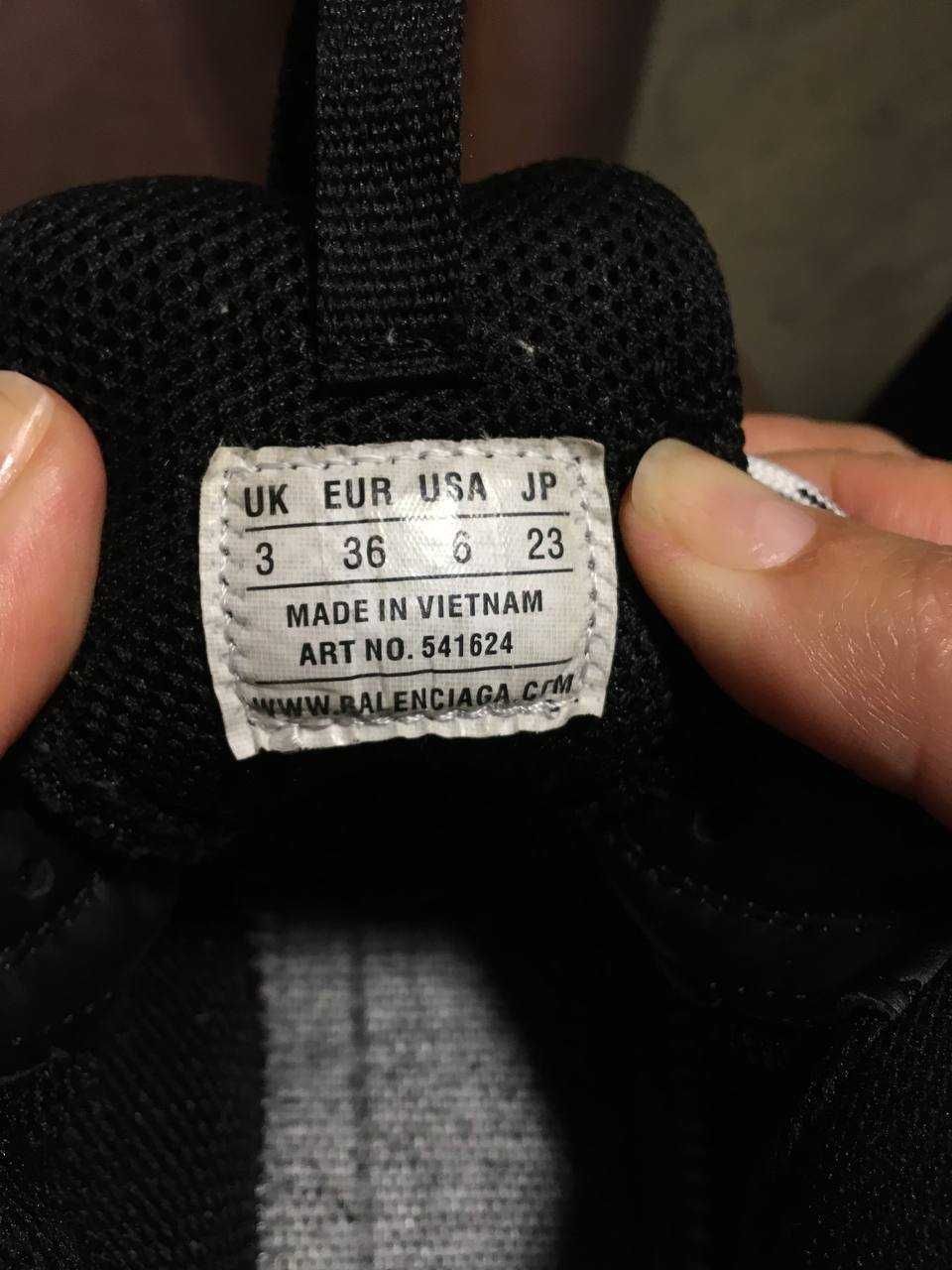 Balenciaga Triple S Clear Sole sneakers Rozm. 36