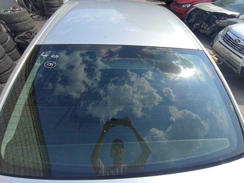 Szyba tylna Peugeot 407