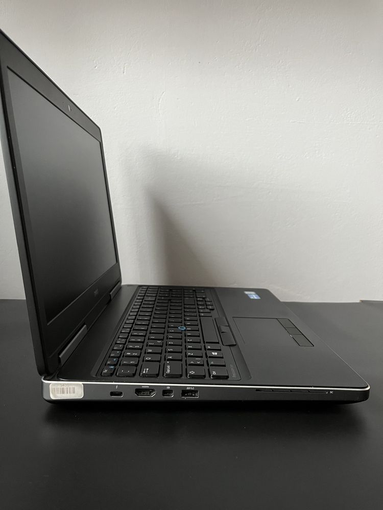 Dell precision 7520