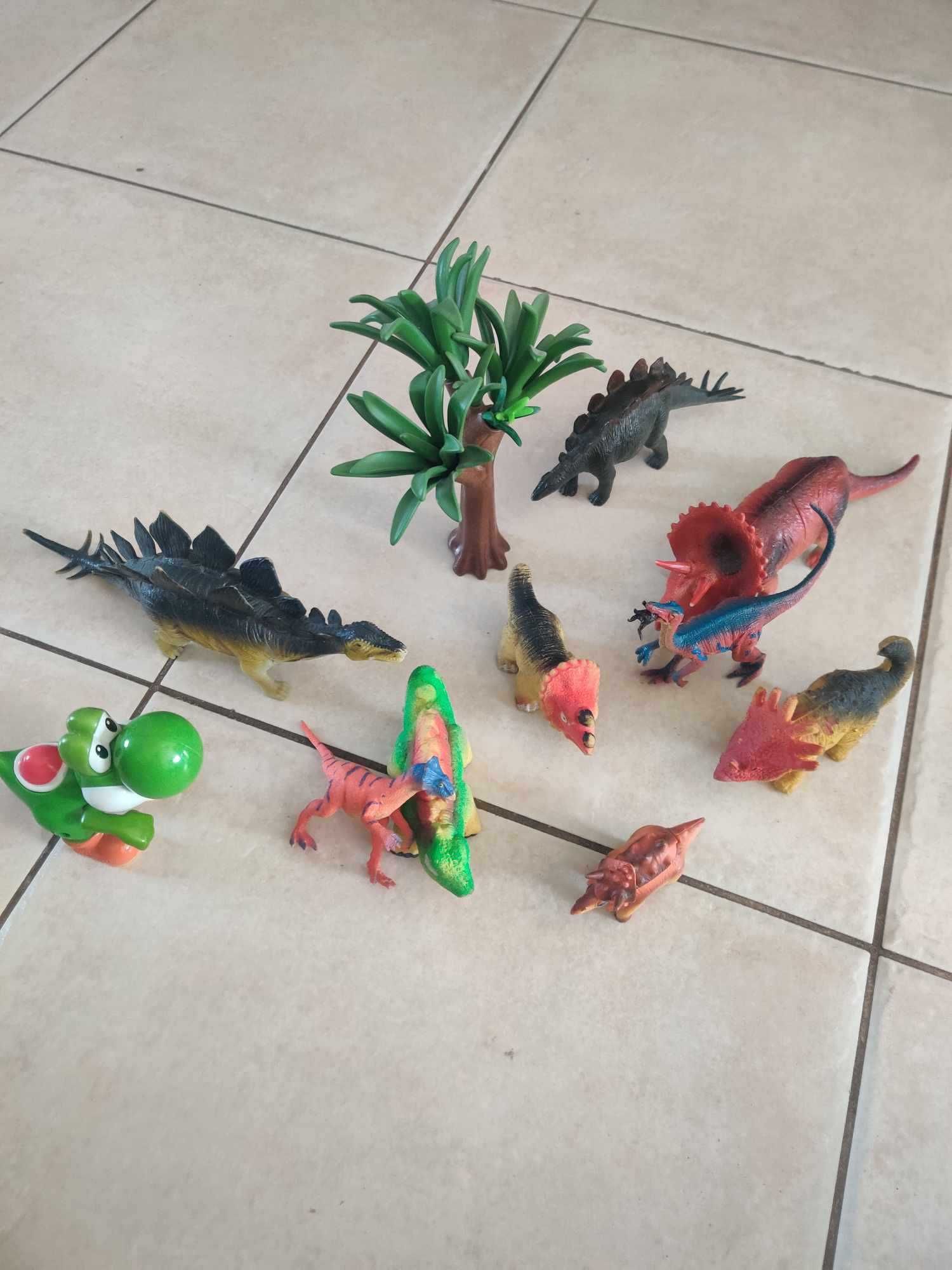 Zestaw dinozaurów 80+ gra interaktywna Świat Dinozaurów plus szablony,