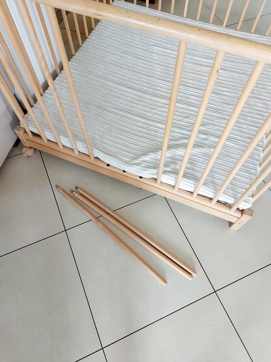Kojec dla dziecka 100/100/77 cm łóżeczko Geuther niemiecki drewniany m