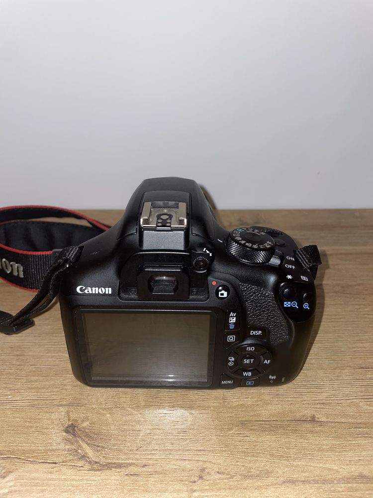 Canon EOS 1300 D