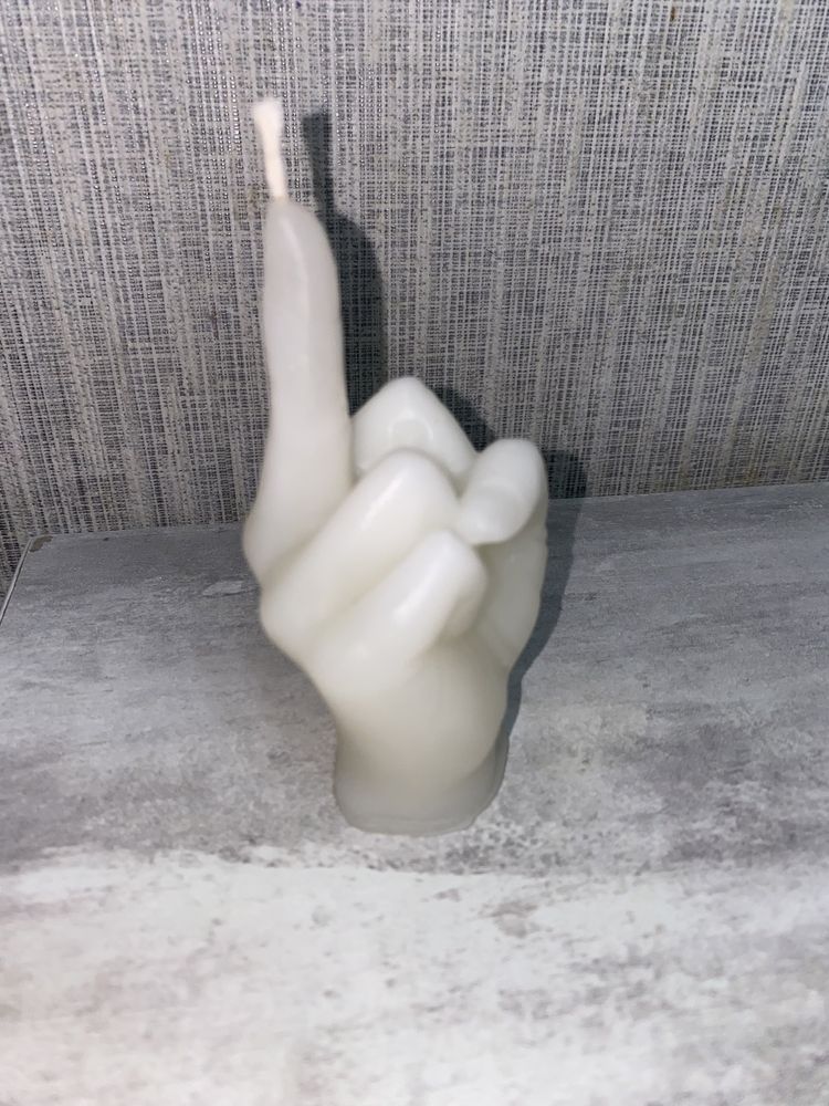 Свічка свеча фак средний палец середній палець