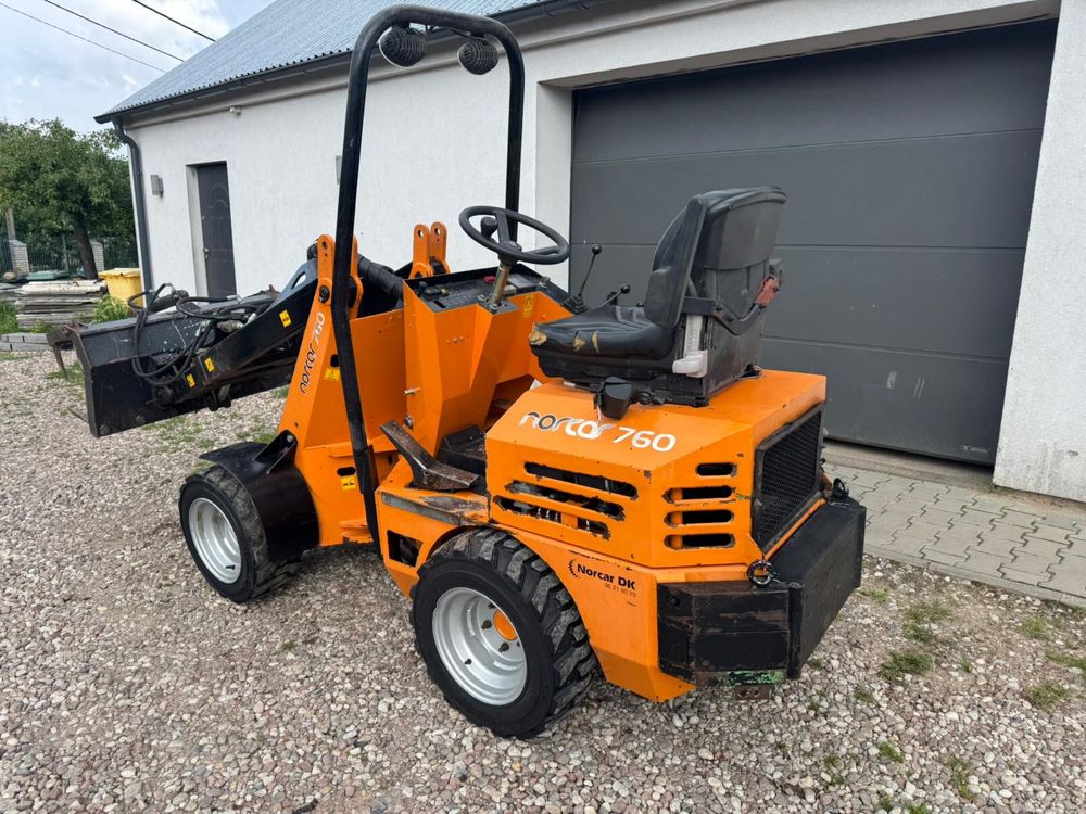 Miniładowarka przegubowa Norcar 760 nie schaffer weidemann giant