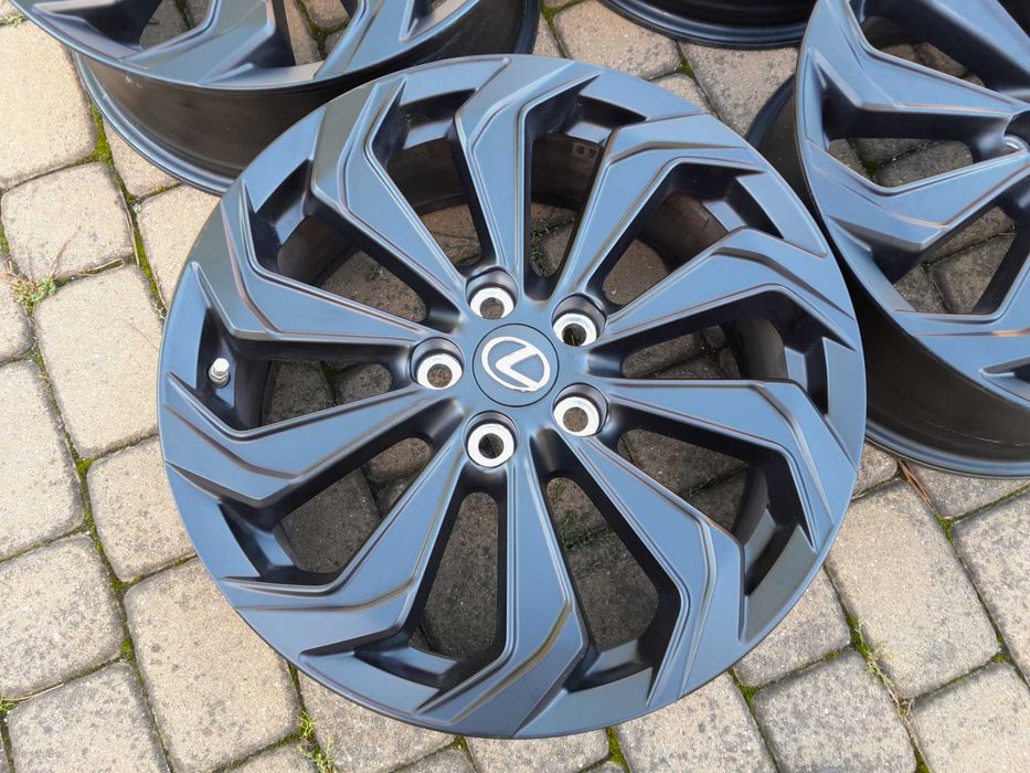 felgi aluminiowe LEXUS RONAL 5x114,3 7Jx18H2  ET45 R18 czarny mat