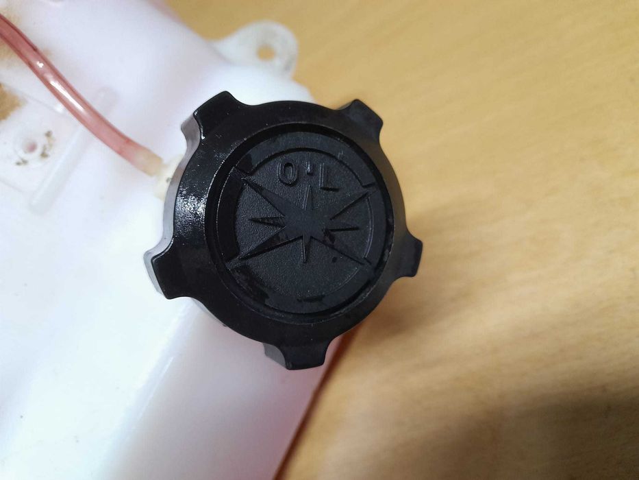 POLARIS TRAIL BLAZER 400CC (2 0 0 3) – DEPOSITO DE OLEO