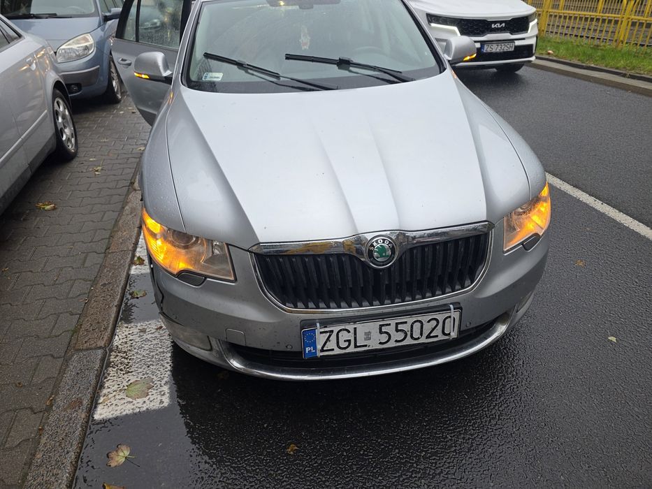 SKODA Superb kombi 2013