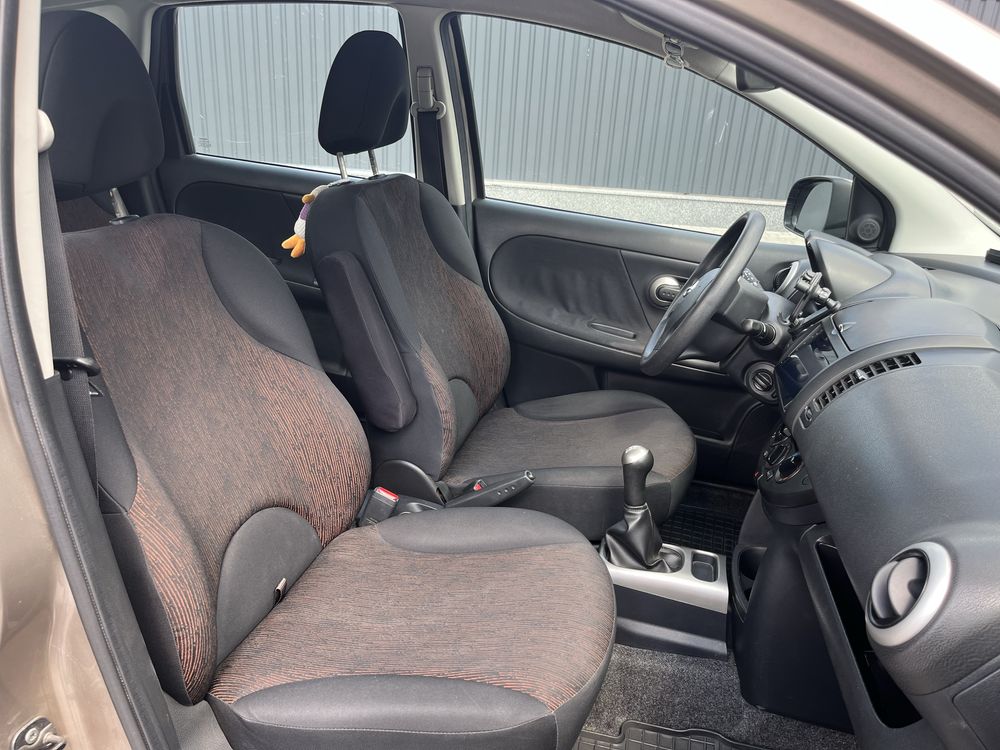 Nissan Note 2011 1.4 бензин
