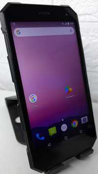 Мобільний телефон Sigma mobile X-treme PQ28 Black захисний корпус