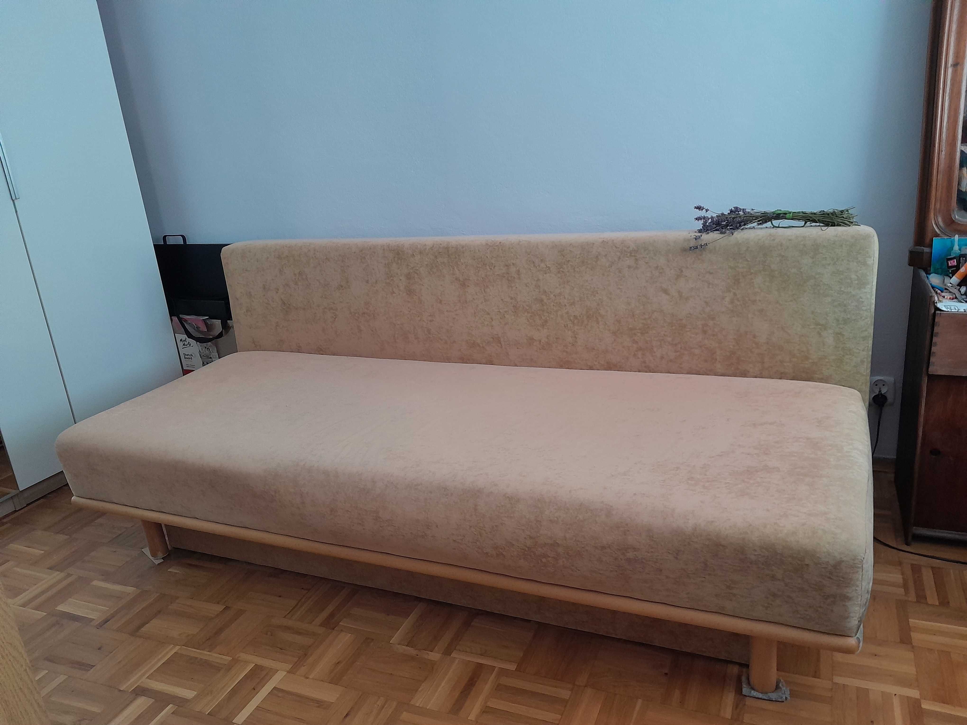Kanapa z funkcją spania