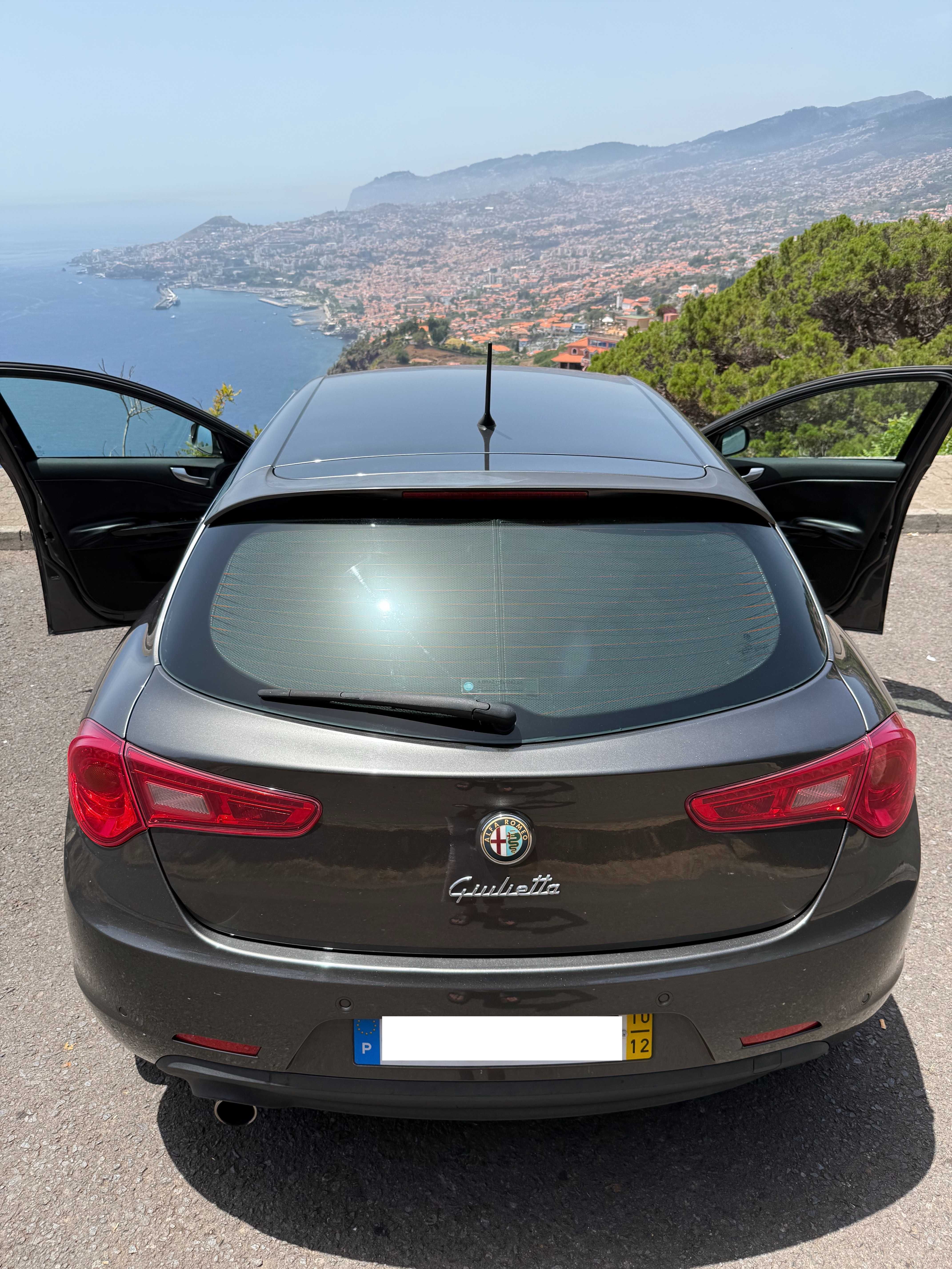 Alfa Romeo Giullietta - DISTINCTIVE EDITION