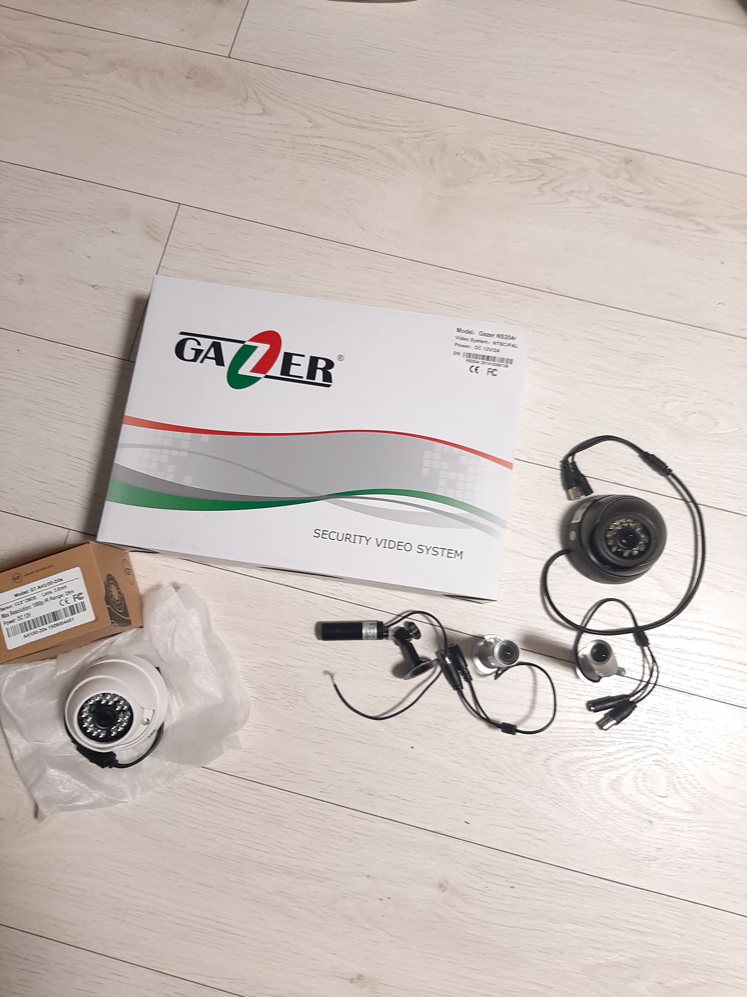 Продам видеорегистратор Gazer NS204r (новый)