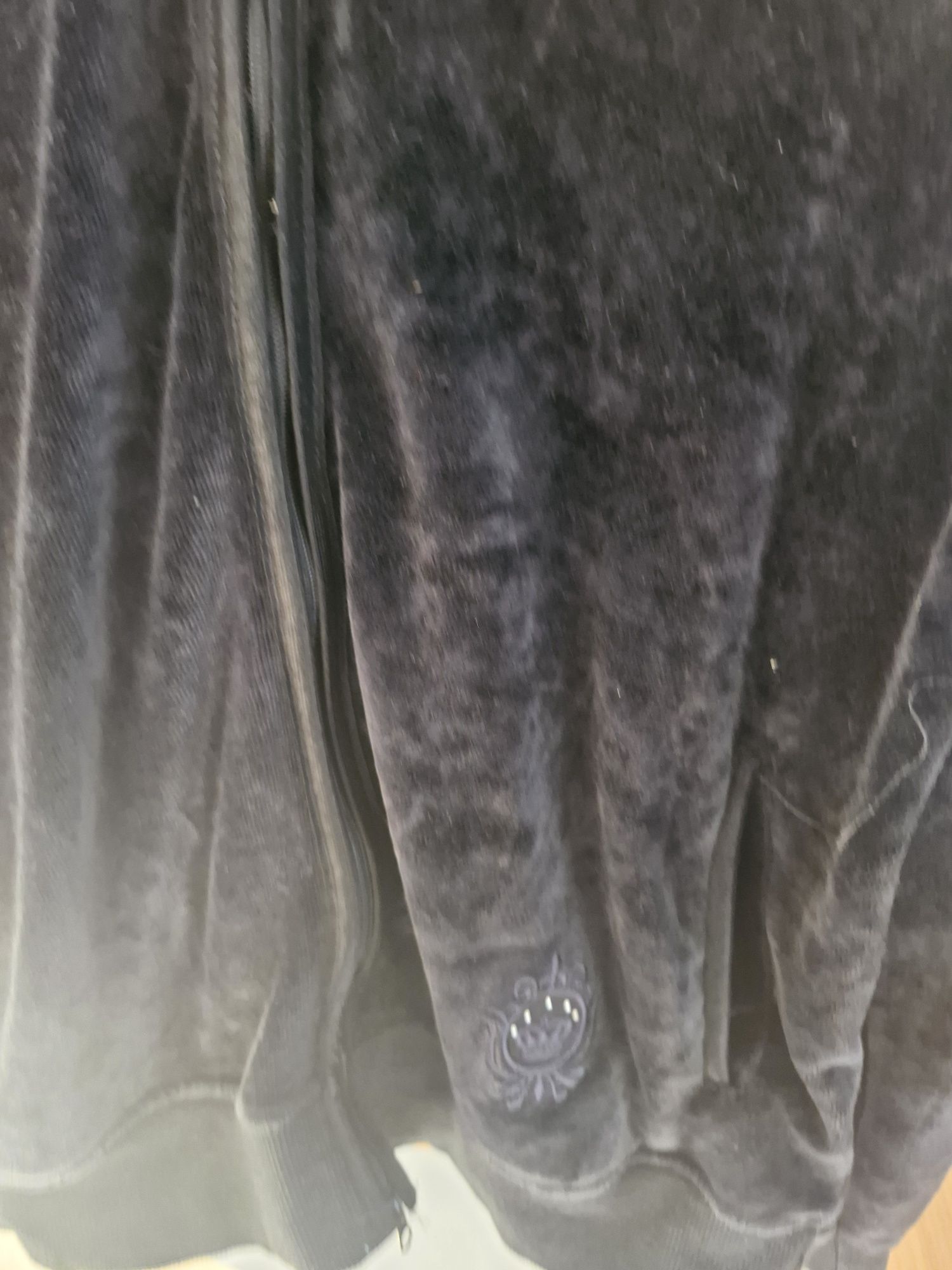 Bluza czarna welurowa M/L