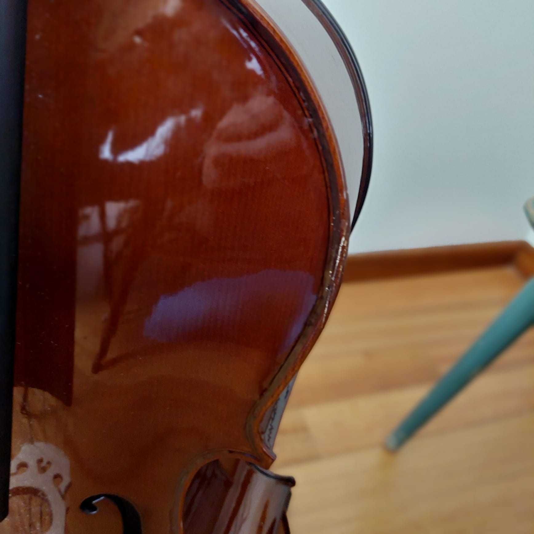 Violoncelo Stentor 1/4 para aprendizagem, inclui estojo e arco