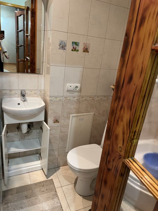 Оренда 1 кім. в центрі по вул.  Украінській ціна  350дол.