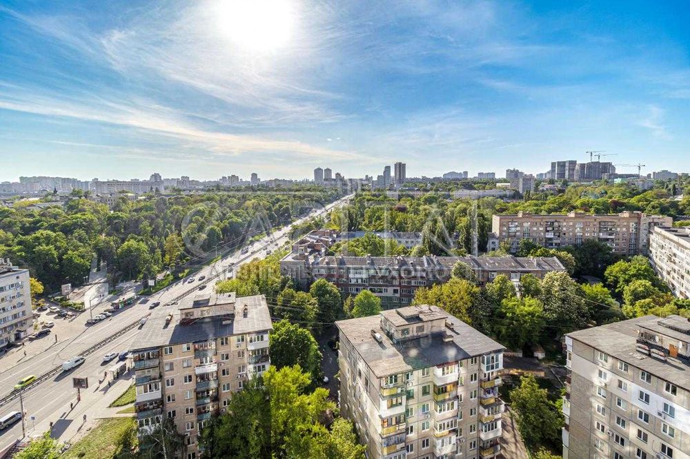 Продаж / Квартира 101м2 / Берестейский проспект 26А Святошино, Киев