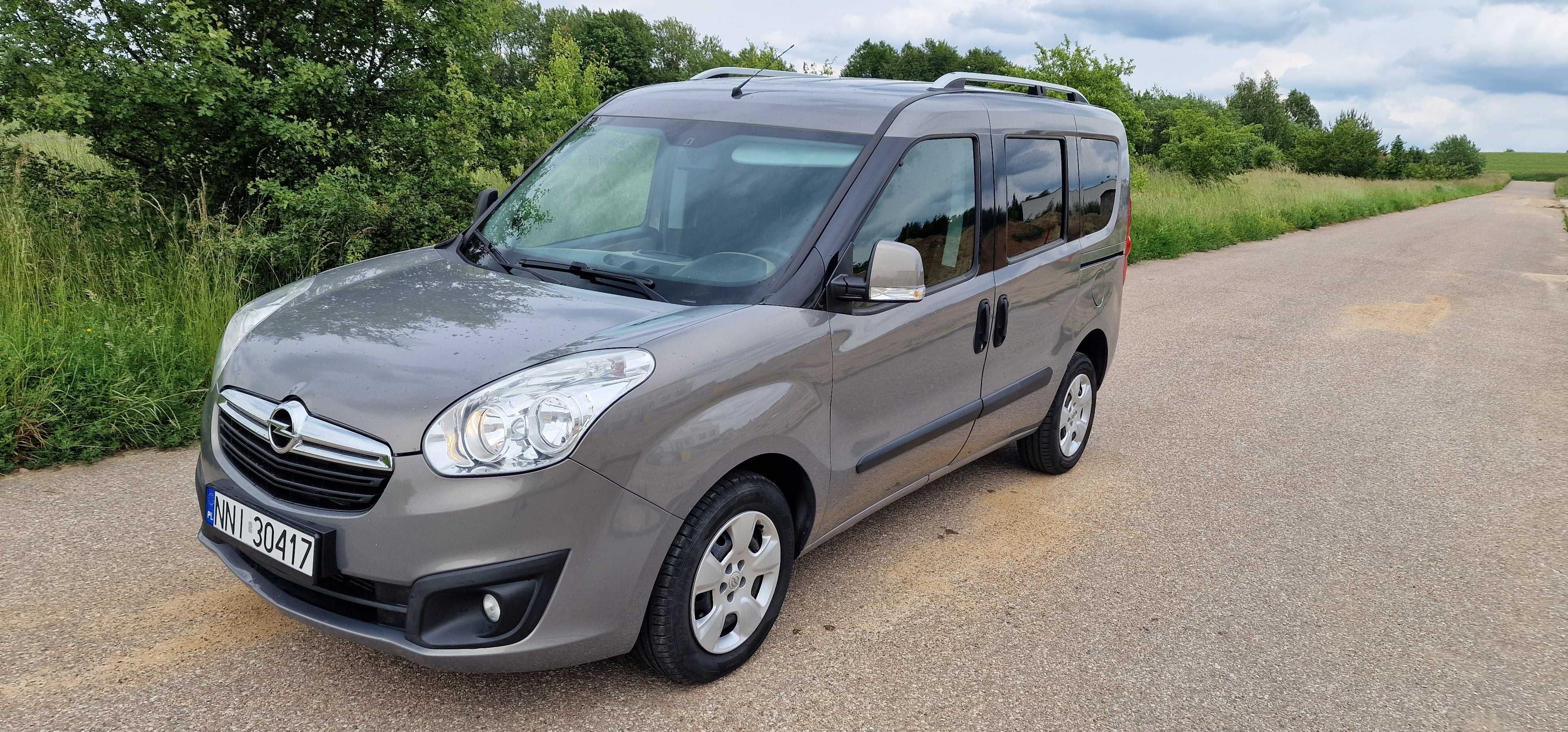 Opel combo 2013 rok Automat Klima