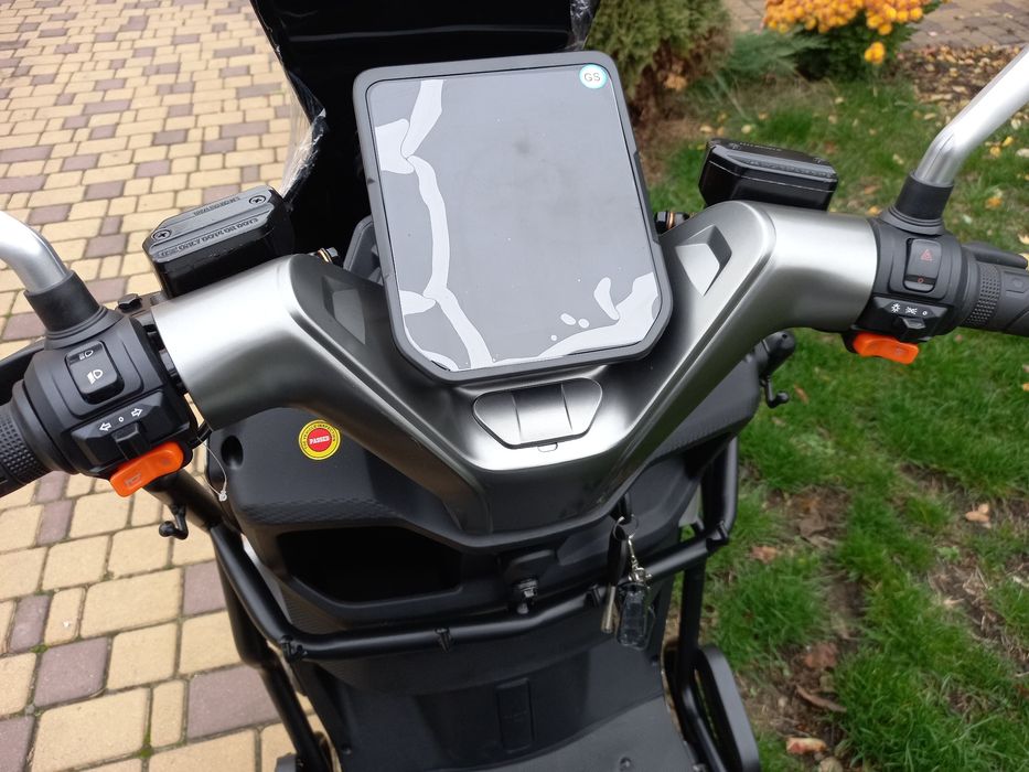 Скутер електричний Crosser V1 2000W