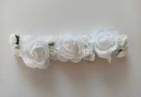 Biała opaska z kwiatuszkami- połwianuszek