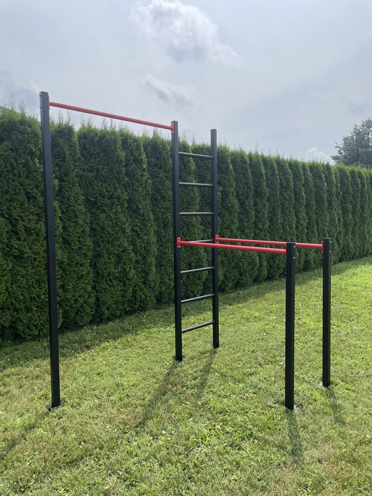 Plac street workout drążek do podciągania poręcze