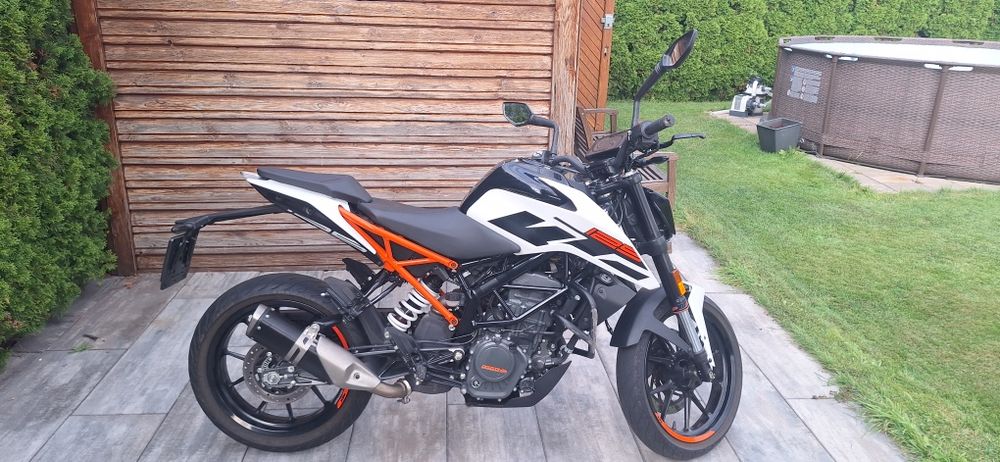 Ktm duke 125  2020r salon Polska fra vat 23%