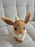 Pokemon Eevee pluszak  22 cm.