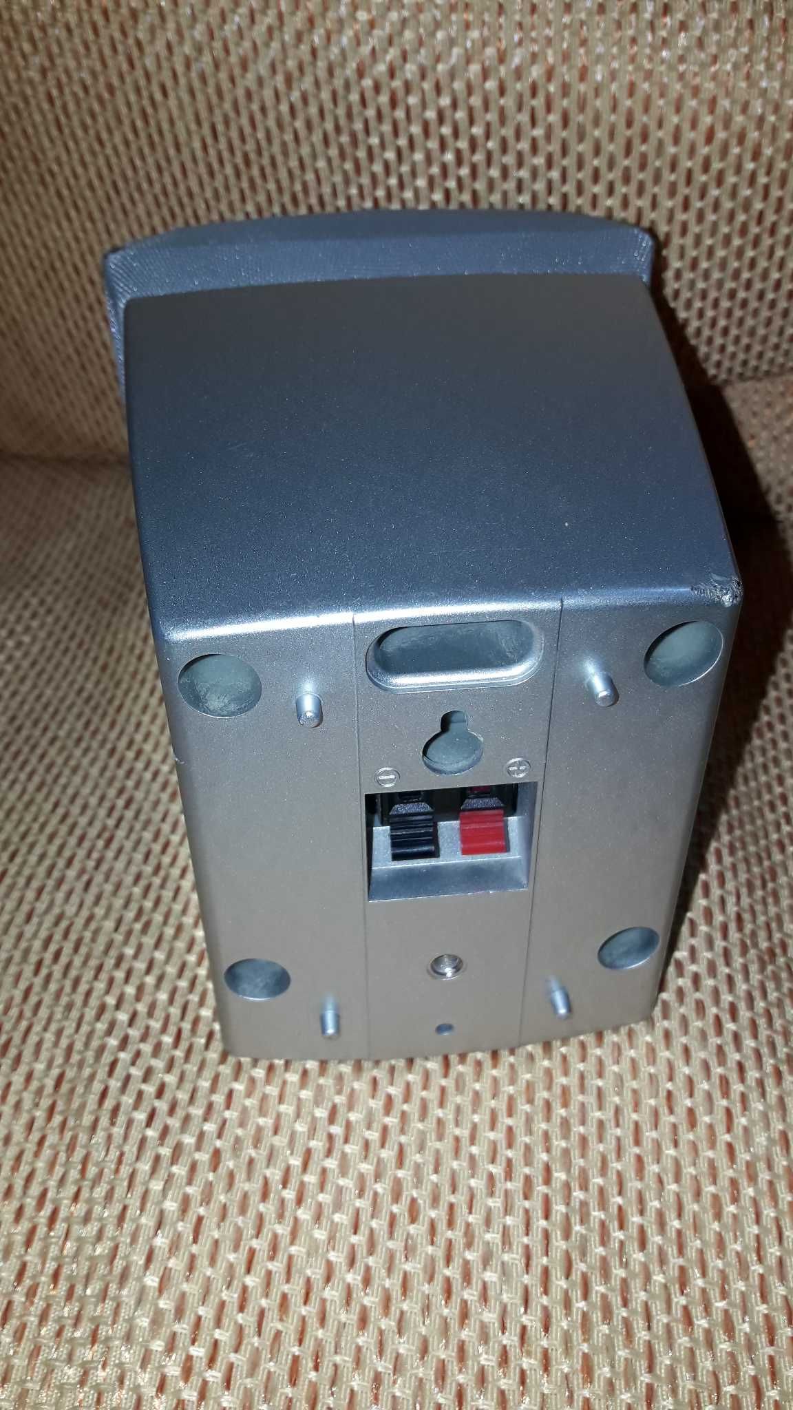 Колонка  музыкальная ,,JVC''