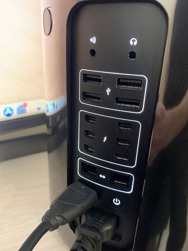 Apple Mac Pro A1481 Xeon 3.7 16gb