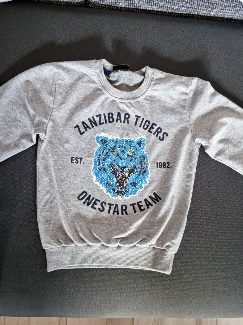 Bluza z tygrysem, cekiny, r.122