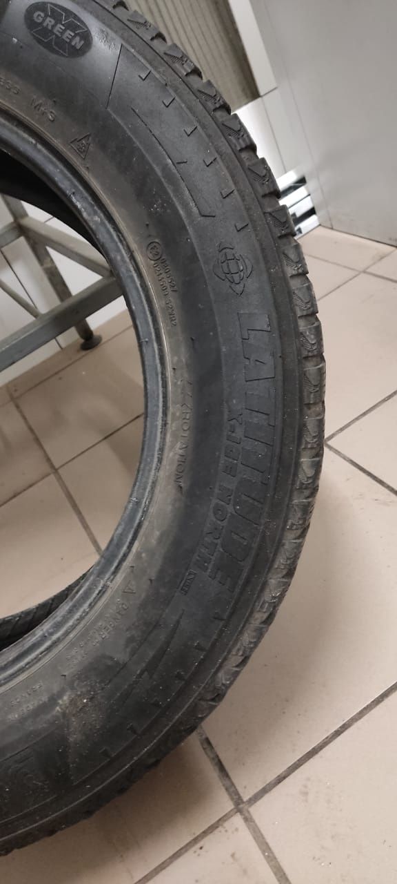 Продам Зимові шини MICHELIN LATITUDE X-ICE NORTH 225/65 R17 102T