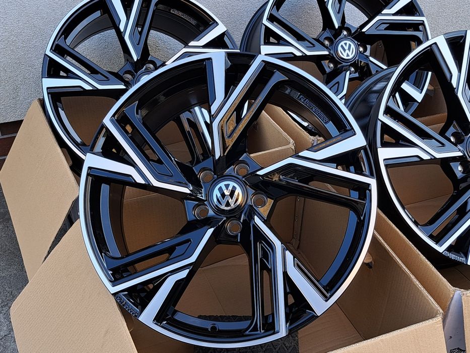 ALUFELGI NOWE VW 17 5x112 T-Roc Passat Golf Jetta Scirocco RS5