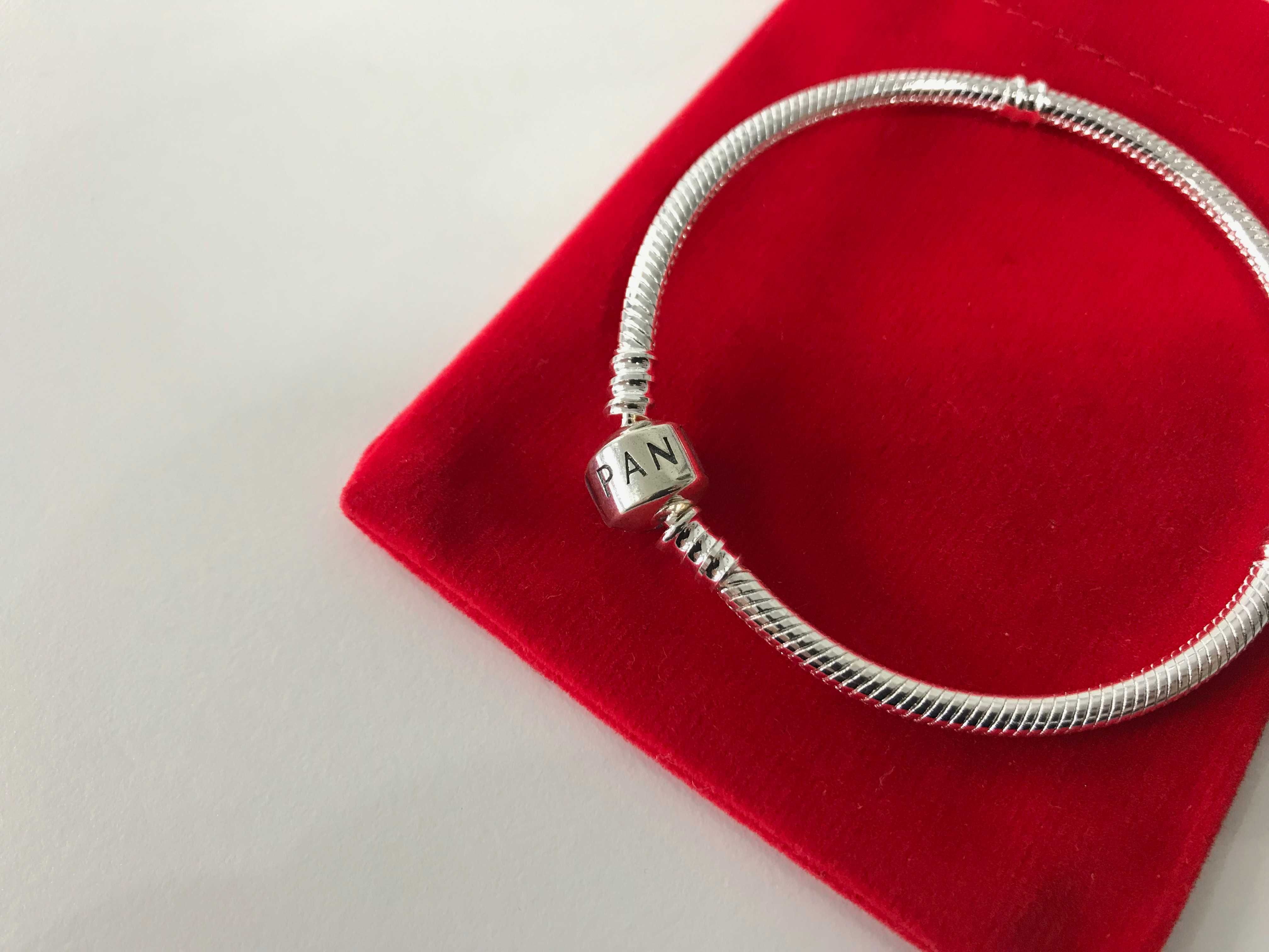 Pulseira Tradicional Pandora em Prata de Lei S925 Nova