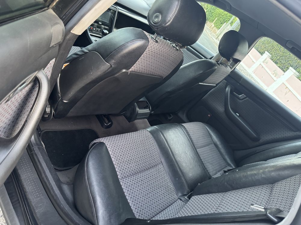 AUDI A4  1.9 TDI 130 CAVALOS