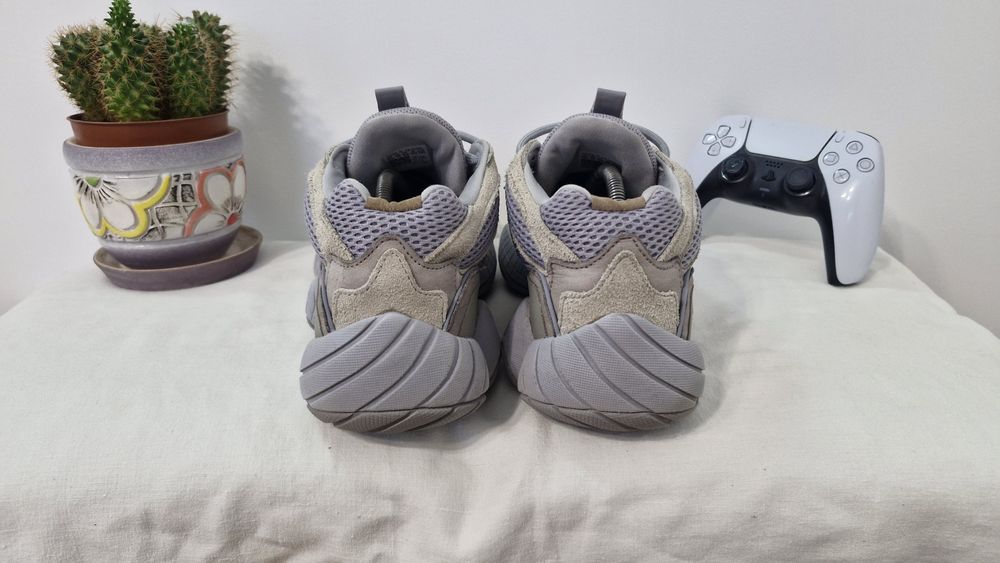 ОРИГІНАЛ!Кросівки Adidas Yeezy Boost 500.Розмір 44