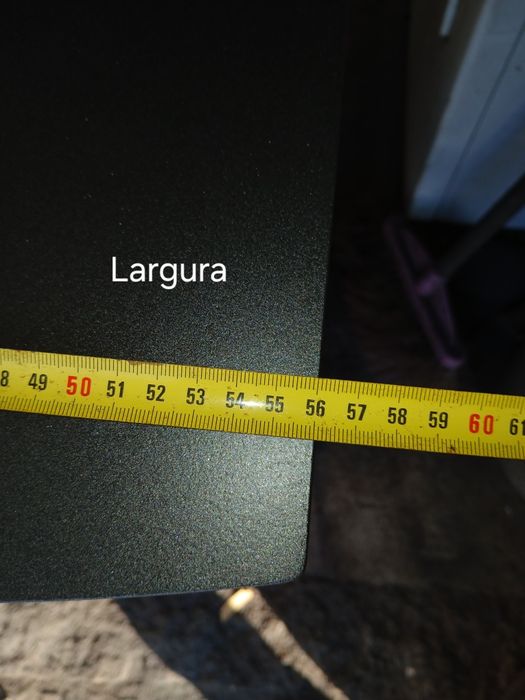 Vendo salamandra a lenha. Como nova.