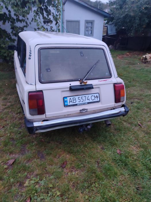 Продам автомобіль ваз 2104