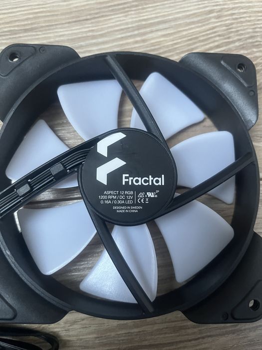 Wentylator Fractal RGB 120mm