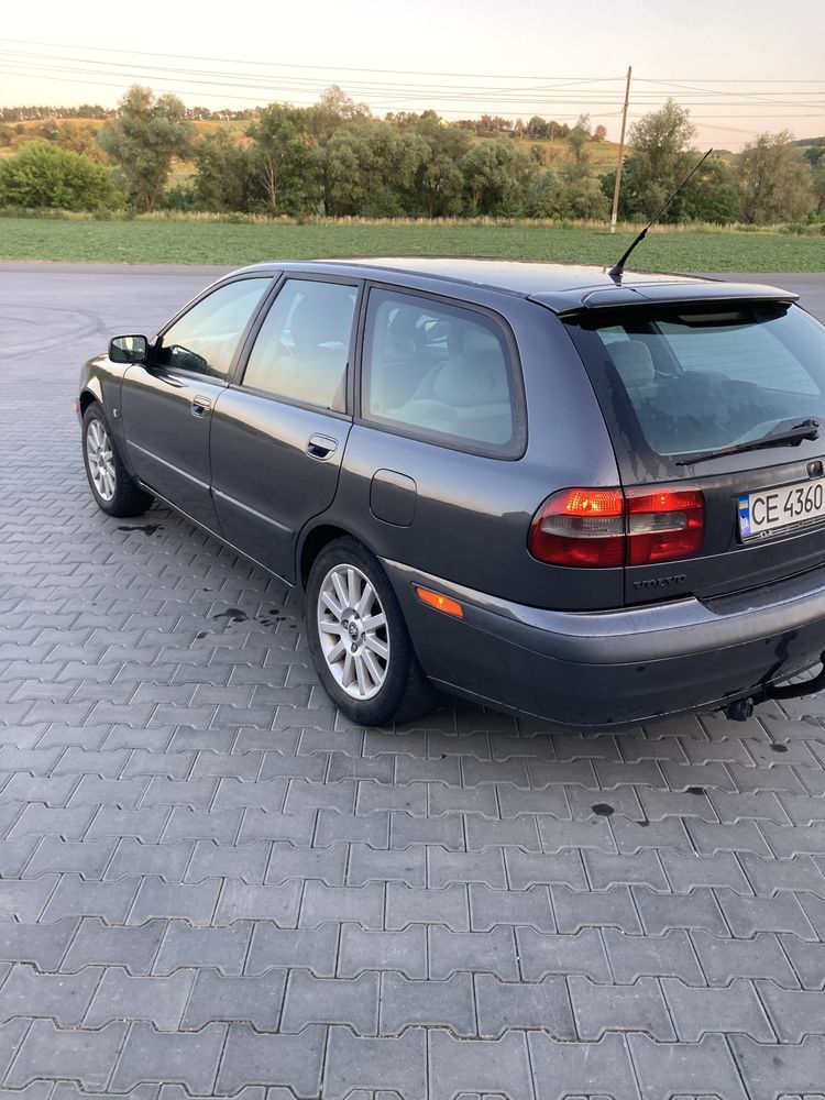 продам Вольво V40