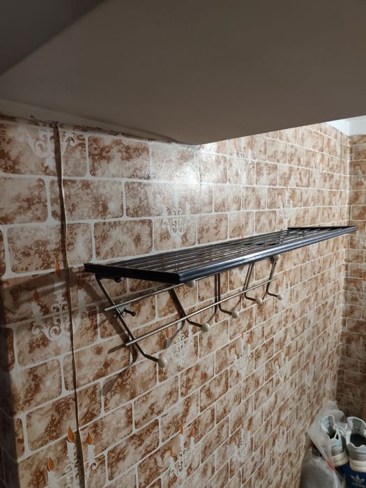 Вешалка в прихожую.