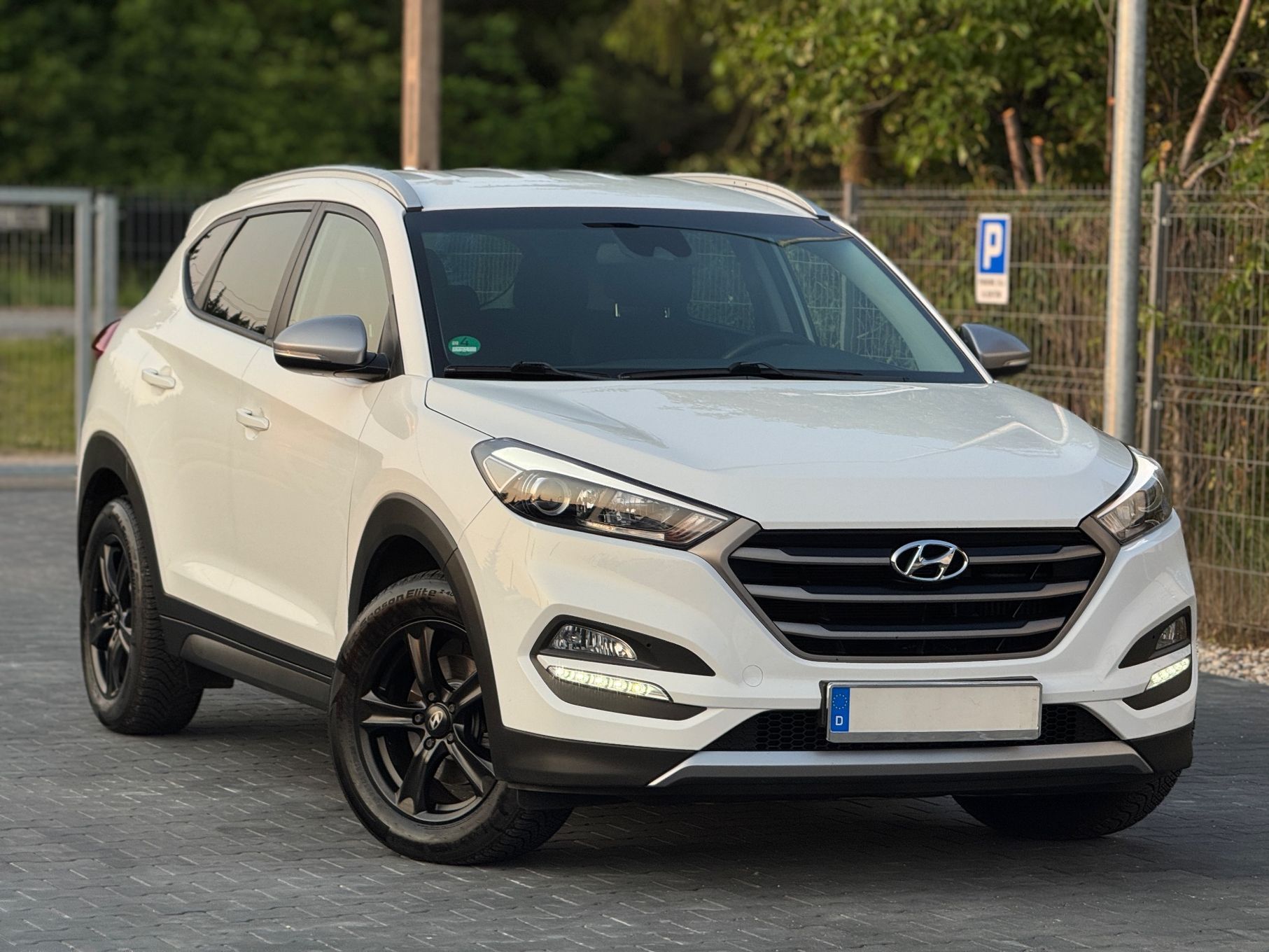 Hyundai Tucson 1.7CRDi 141KM AUT NAVI KAMERA LineAsist Ledy BLiS Oryg.LAKIER zNiemiec
