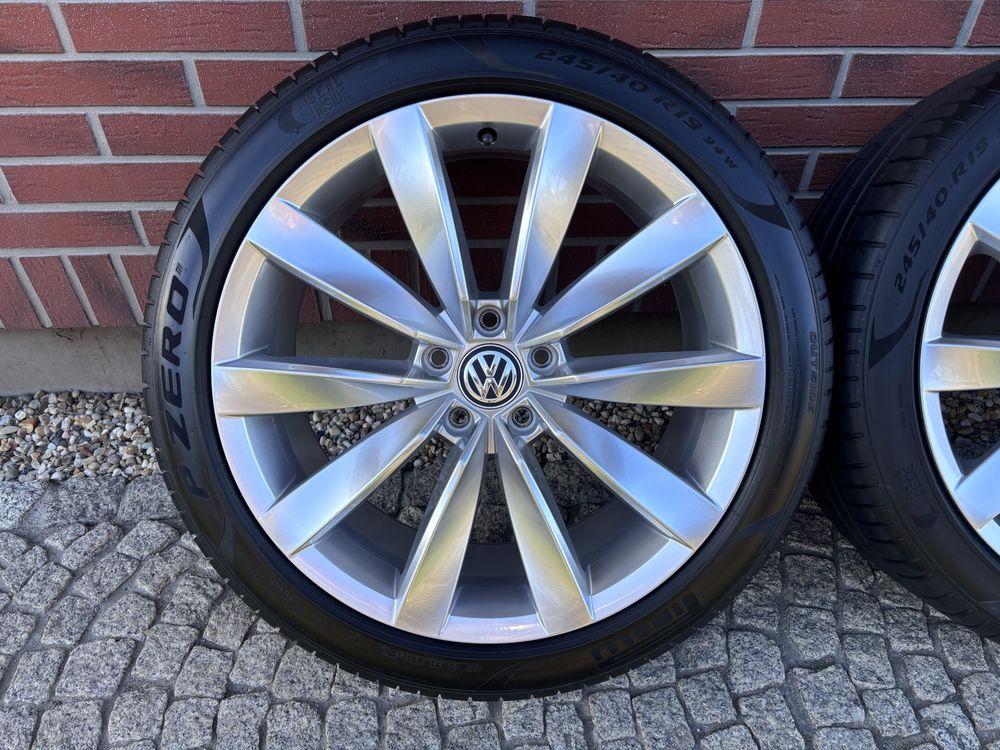 Koła lato 3G8 CHENNAI VW Arteon Passat 245/40 R19 Pirelli 5x112 8Jx19