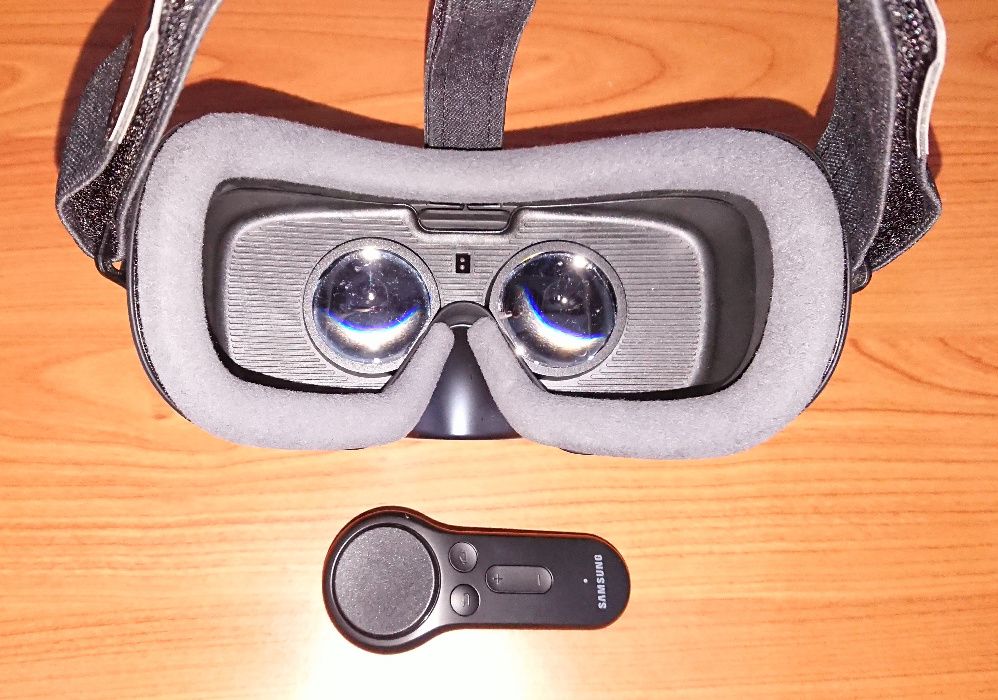 Oculos Samsung Gear VR + Comando