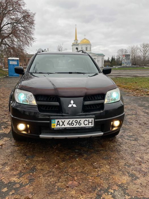 Mitsubishi Outlander 2.4 АКПП 2007 год